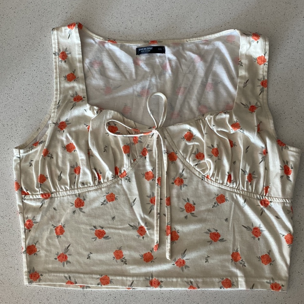 Floral print cropped tank - Picture 2 of 3